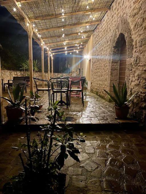 Casa Vacanze Fonte Del Menotre Foligno Exterior foto
